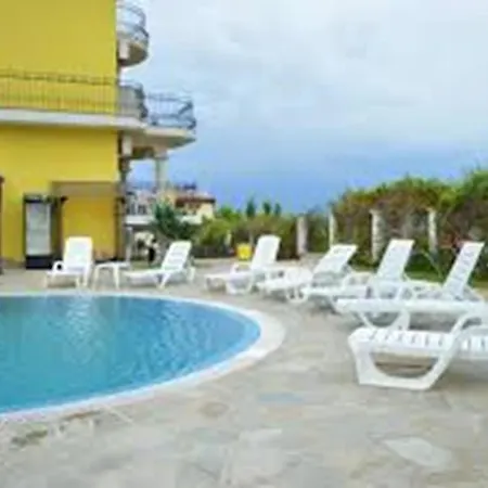 Hills - Apartment *