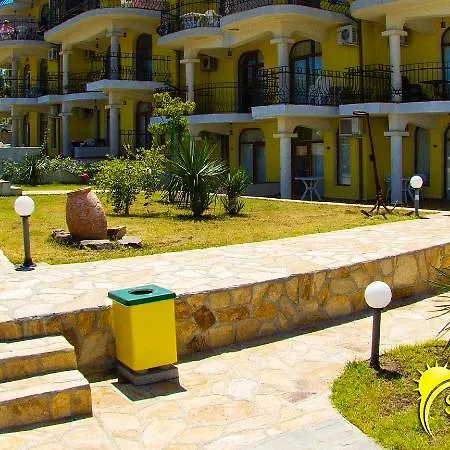 Hills - Apartment